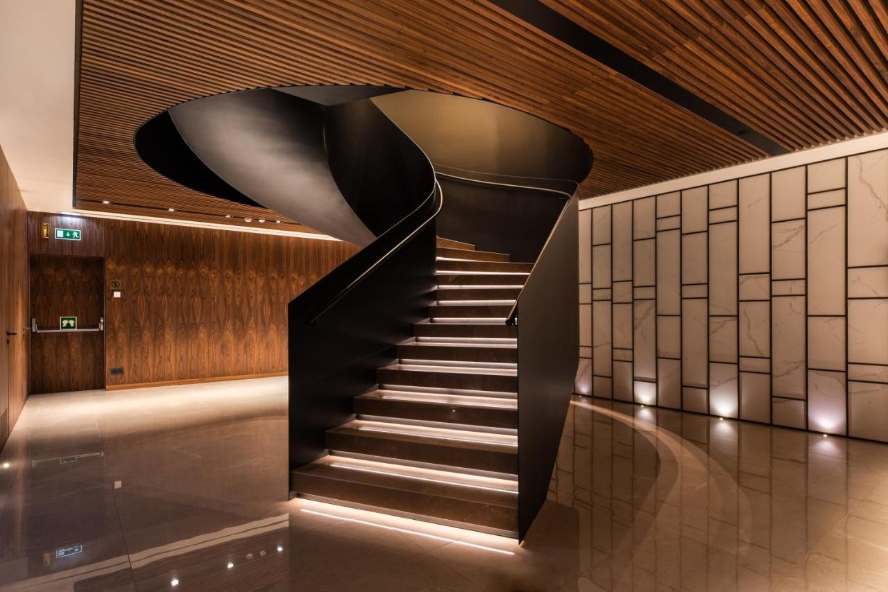 Eurostars Aliados Hotell Porto Eksteriør bilde The staircase