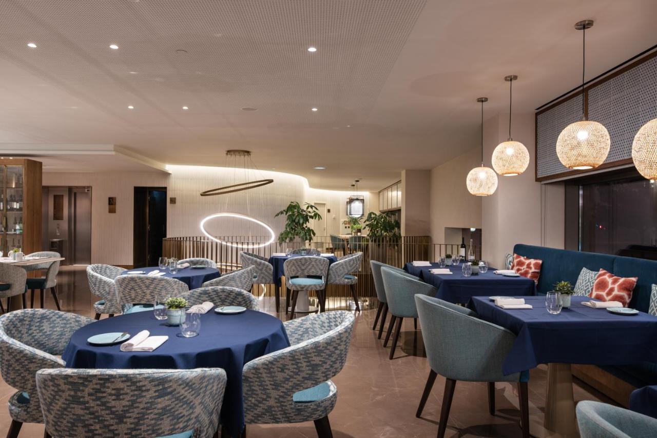 Eurostars Aliados Hotell Porto Eksteriør bilde The restaurant